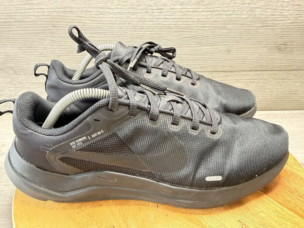 Nike Downshifter 12 Black Men’s Size 10.5